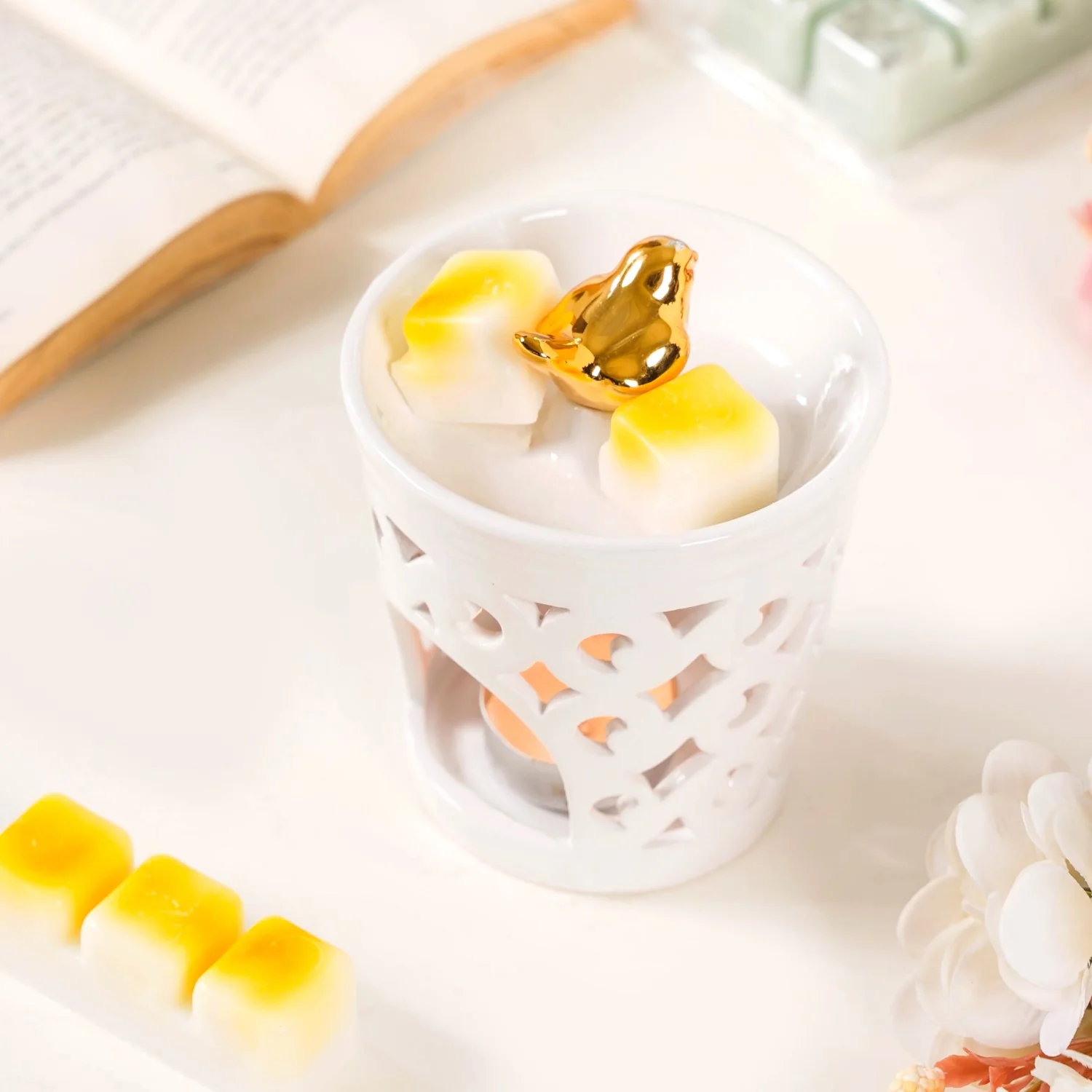 Tropical Aromatic Wax Melts Set Of 4 - Image 2