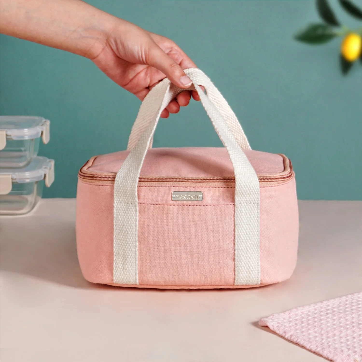 Urban Daily Insulated Lunch Bag In Peach - Image 3
