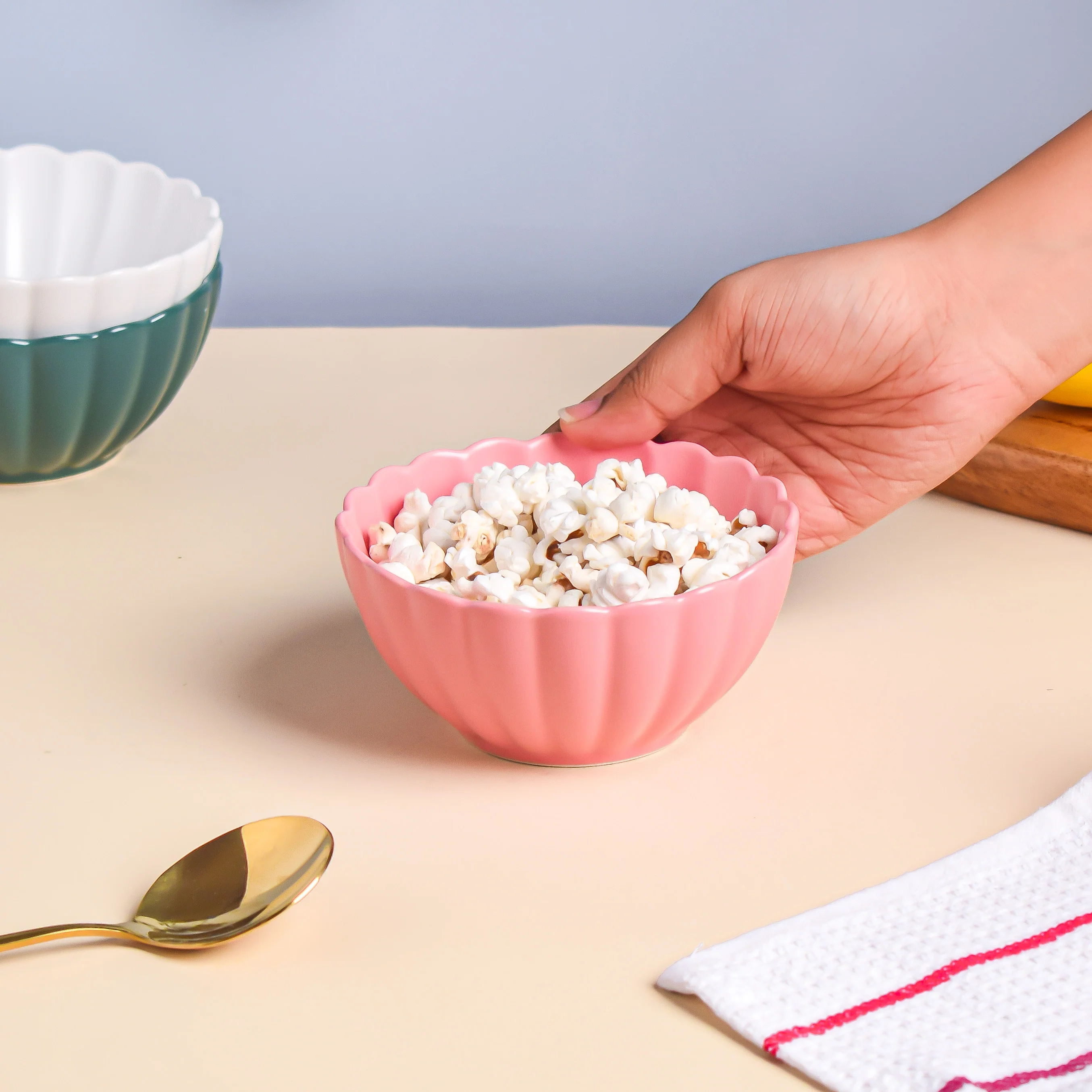 Very Berry Scallop Snack Bowl 250 ml - Image 2