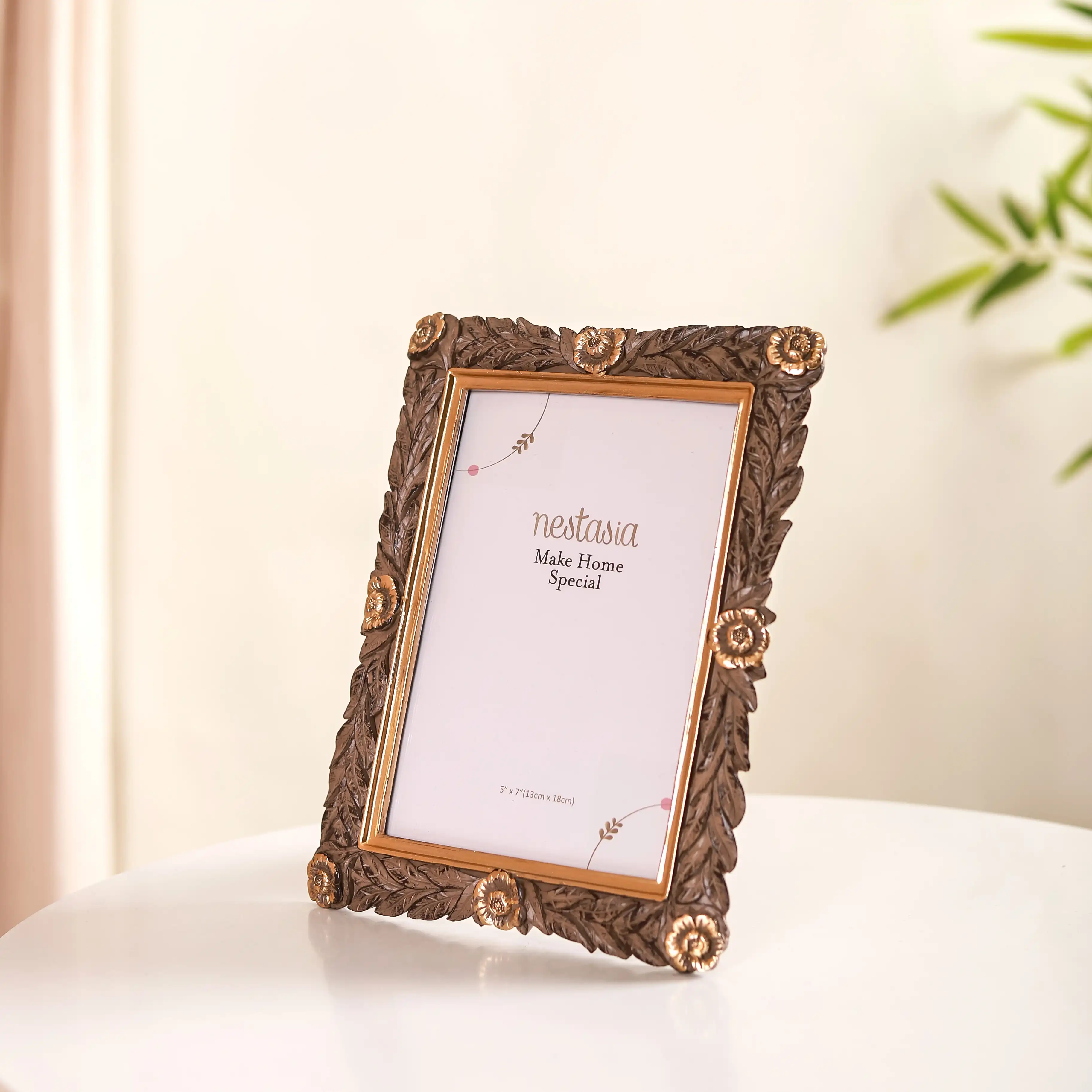 Victorian Photo Frame Large 8.5"x7" - Image 2