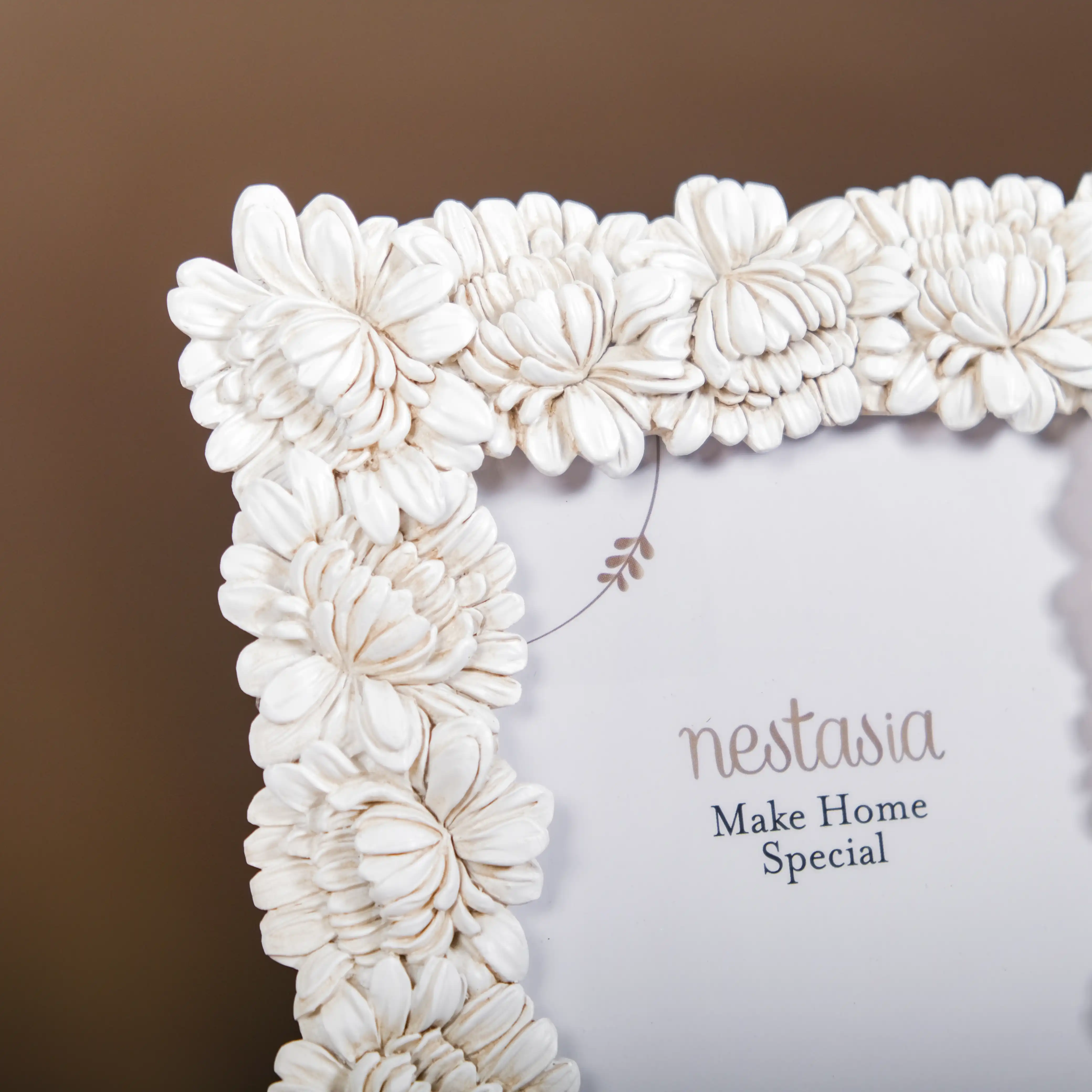 White Blooms Picture Frame Small 7.5"x7" - Image 8