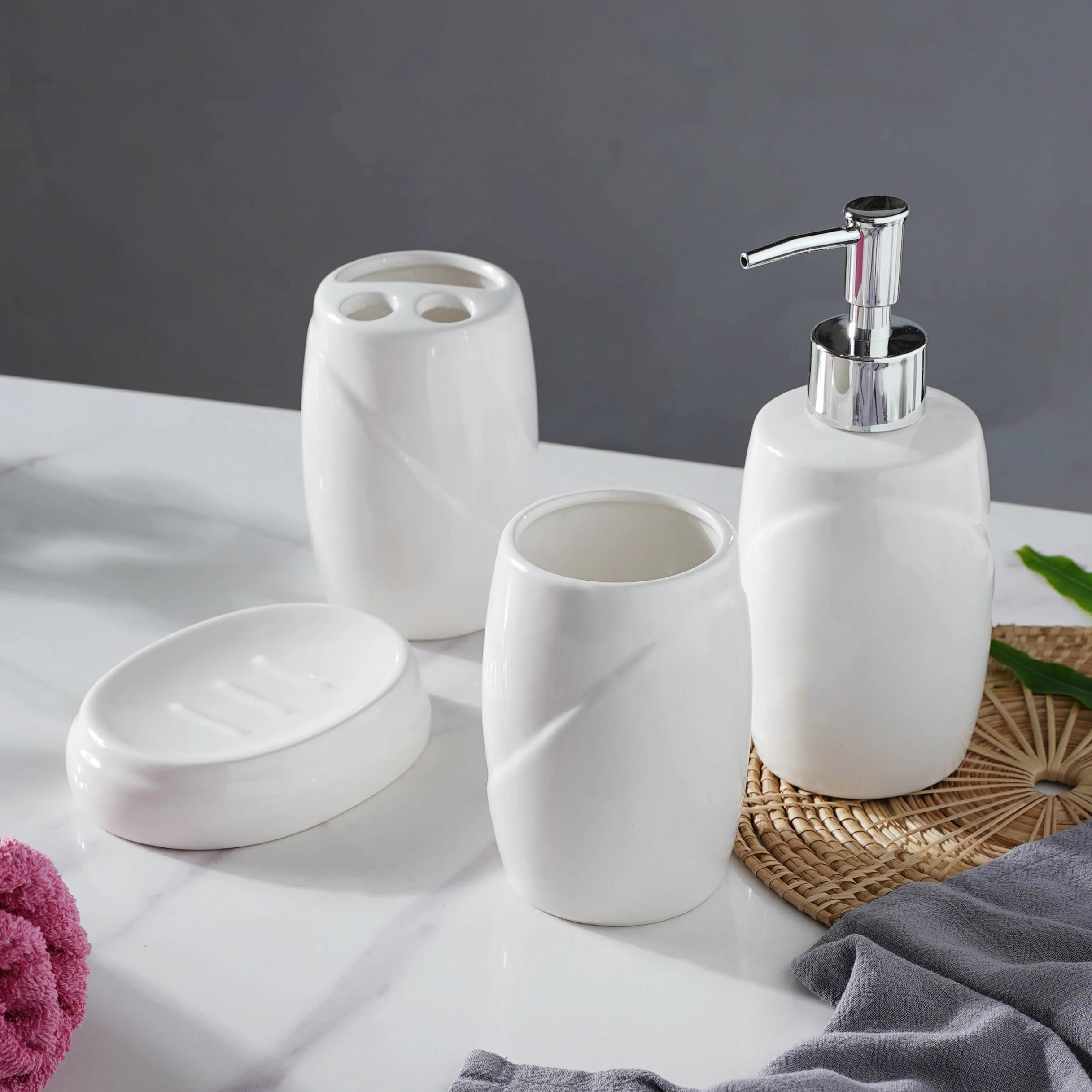 White Ceramic Bath Accessories - Image 4