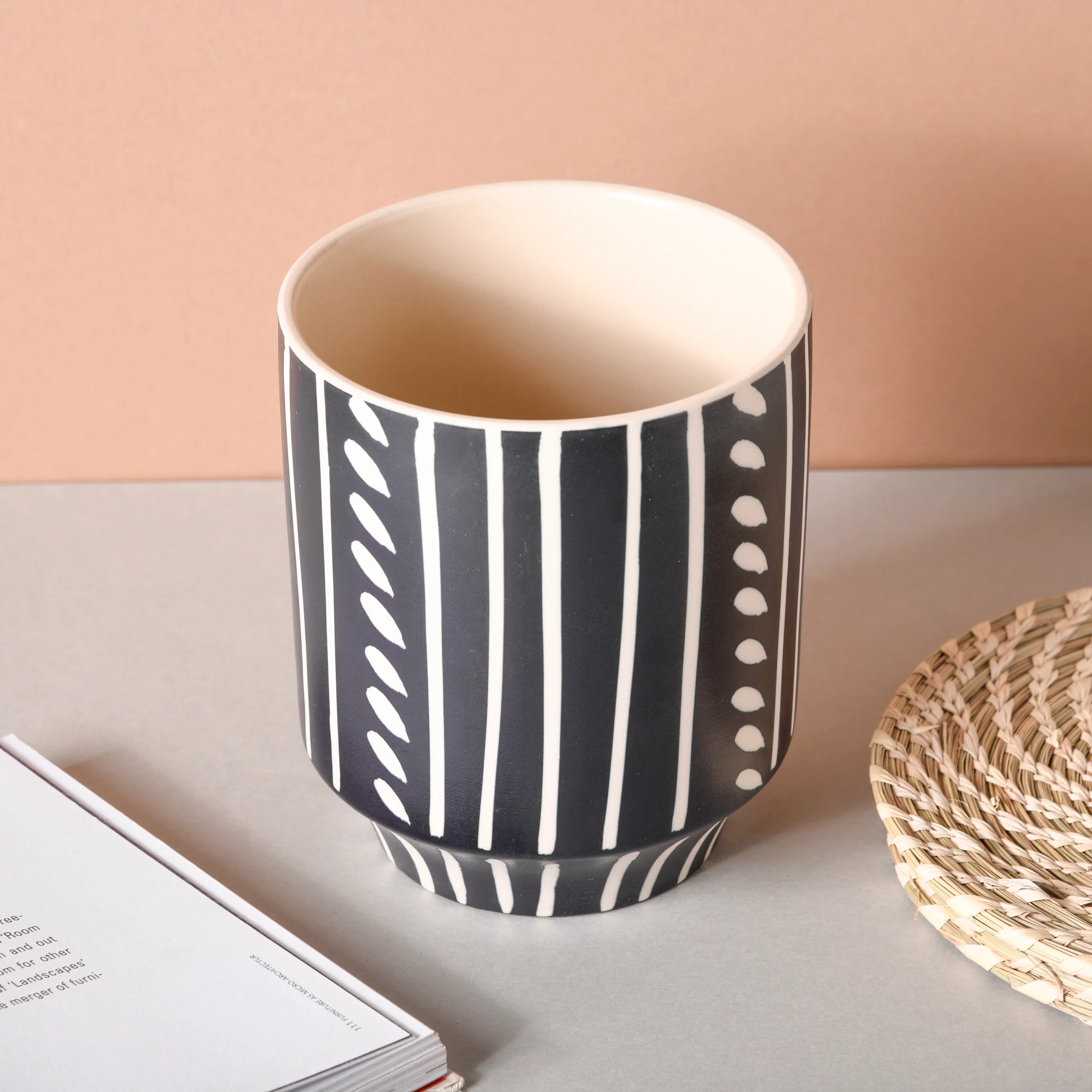 White Pattern Ceramic Pot - Image 3