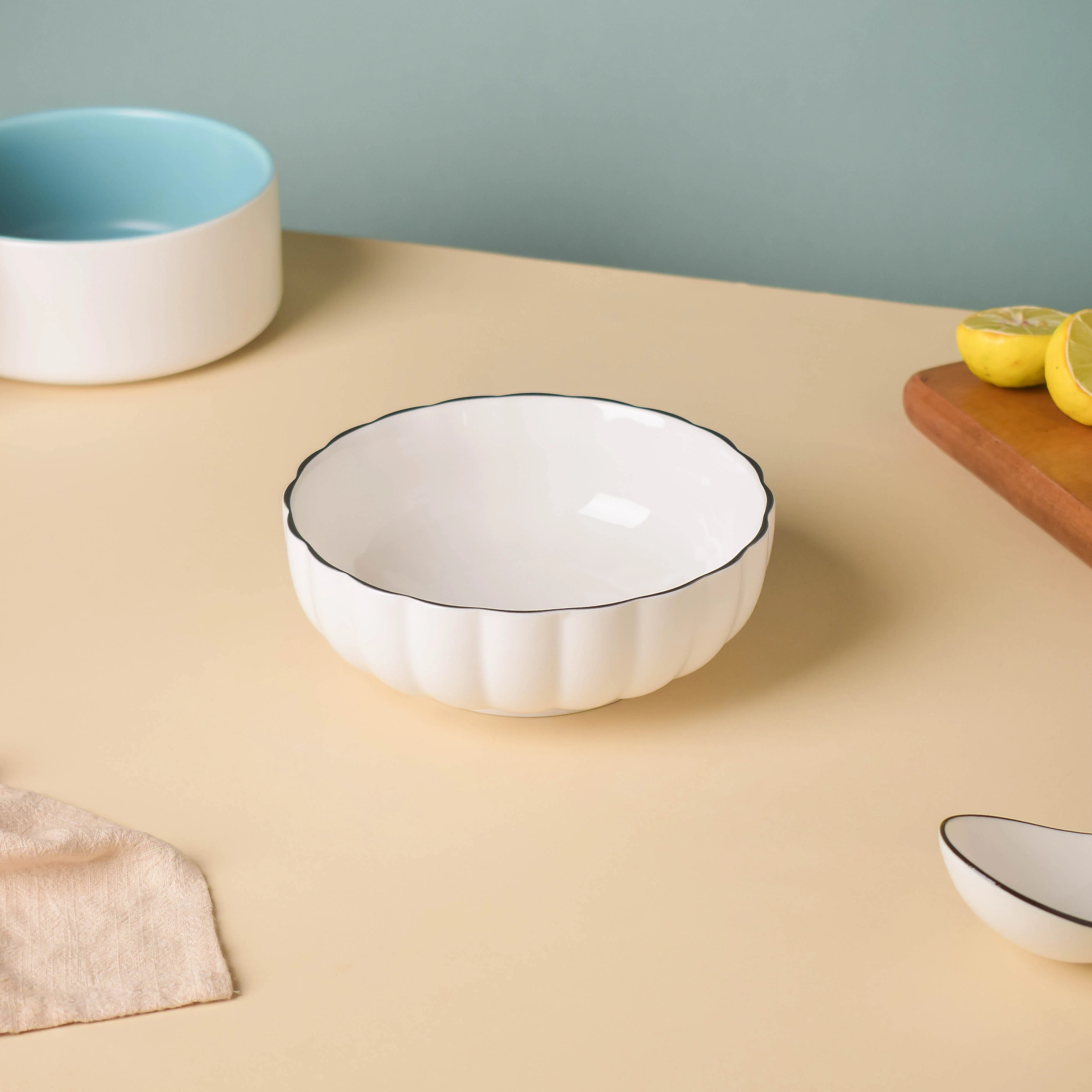 White Scallop Salad Bowl - Image 3