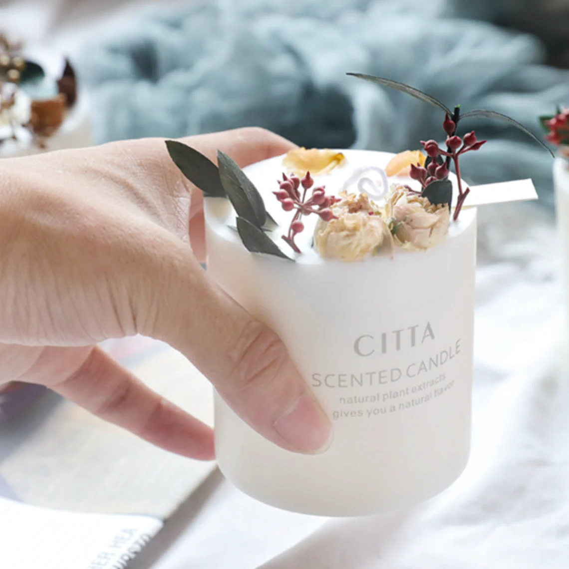 White Scented Candle - Image 4